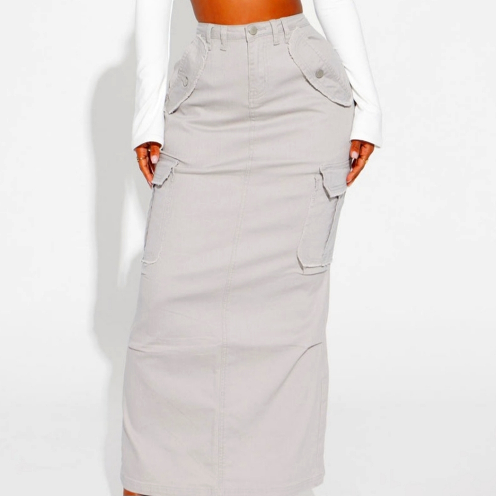 Stylish Gray Cargo Maxi Skirt